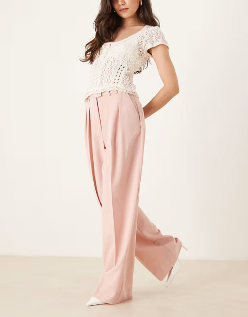 Pantalones sastre anchos rosa malva con pliegues