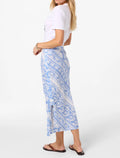 Falda midi estampada con aberturas laterales